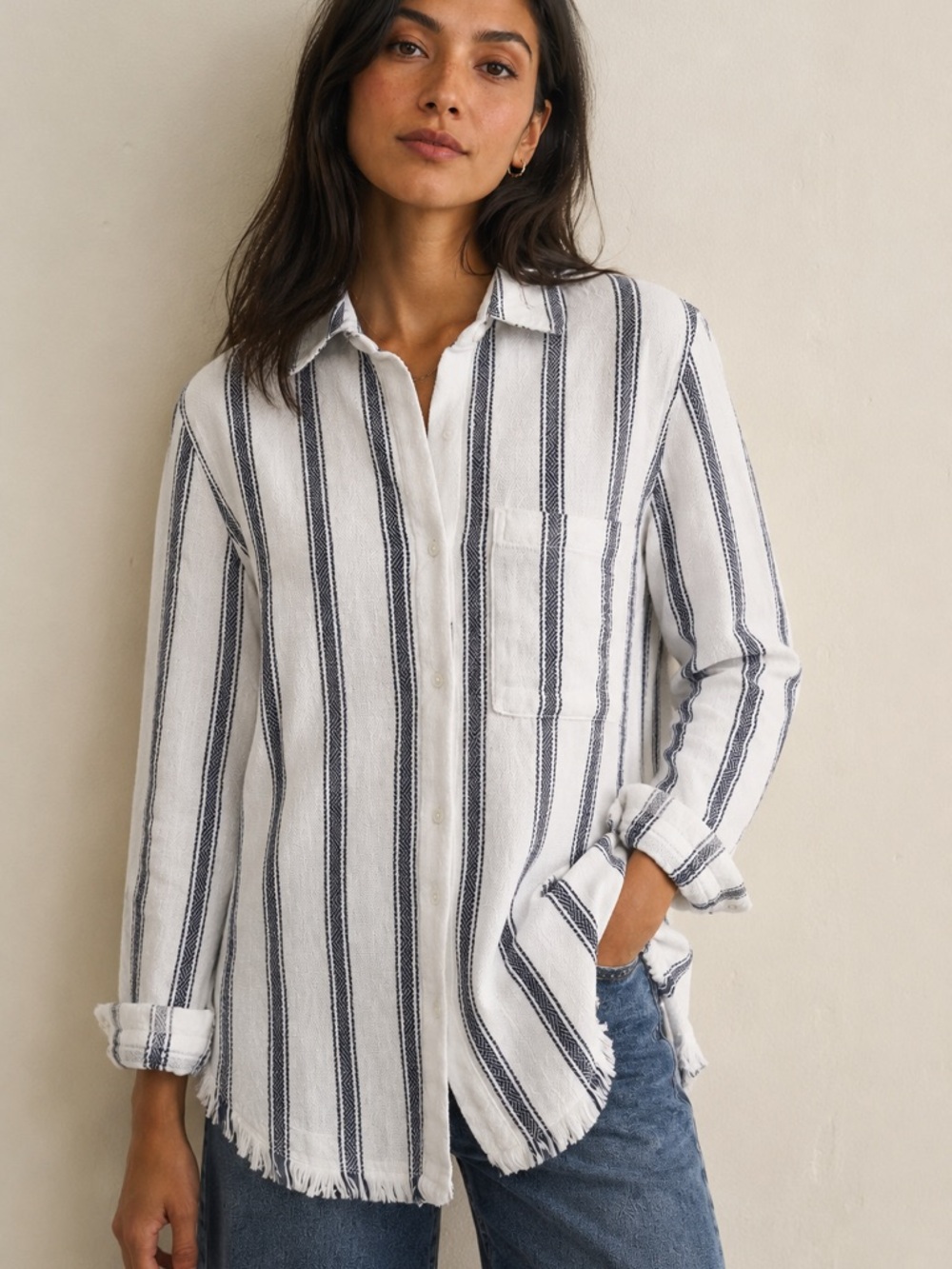 Cloth & Stone White/Blue Striped Frayed Hem Button Front Shirt - Small
